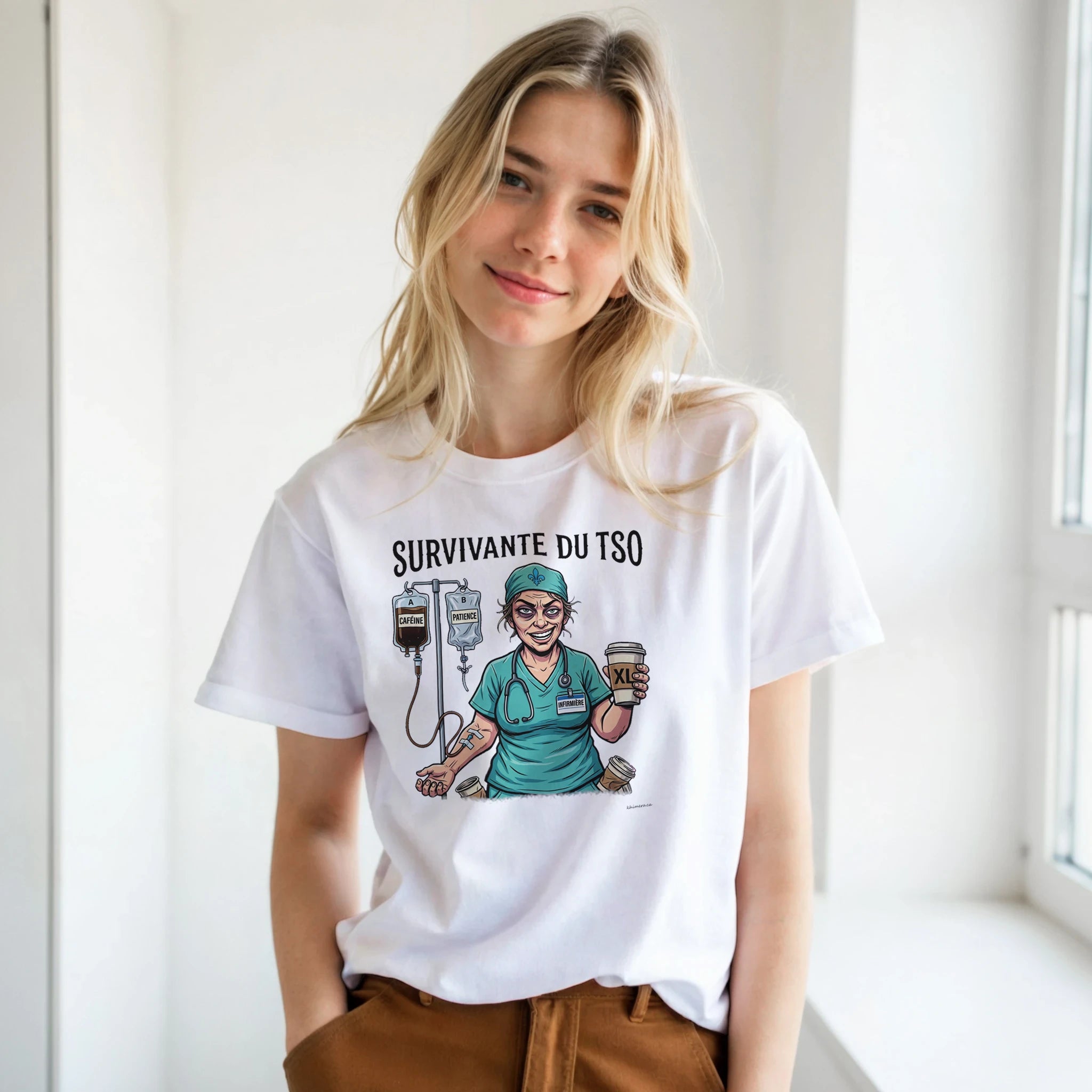 Femme portant le chandail infirmière humour - couleur blanc | Khimera